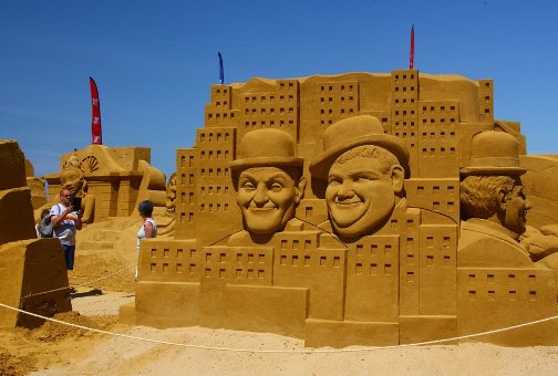 النحت على الرمال