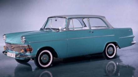 سيارة أوبل موديل 1960