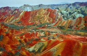 الهضاب الملونة